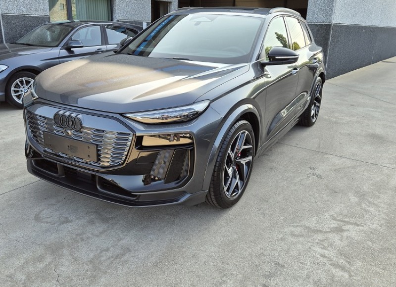 Audi SQ6