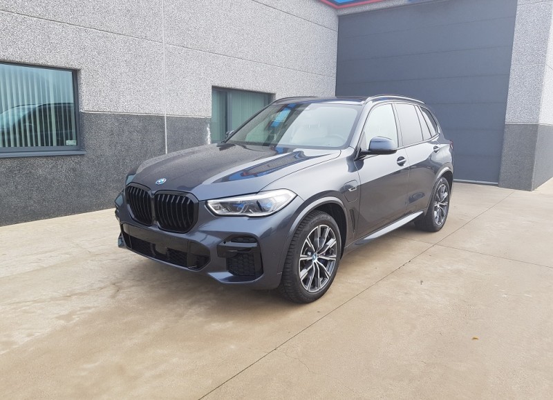 BMW X5 xDrive45e Hybrid