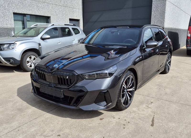 BMW i5 Touring xDrive40 M-pakket
