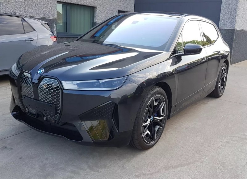 BMW iX xDrive40